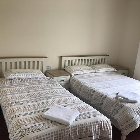 White Horse Hotel Builth Wells Esterno foto