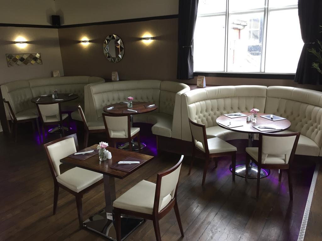 White Horse Hotel Builth Wells Esterno foto